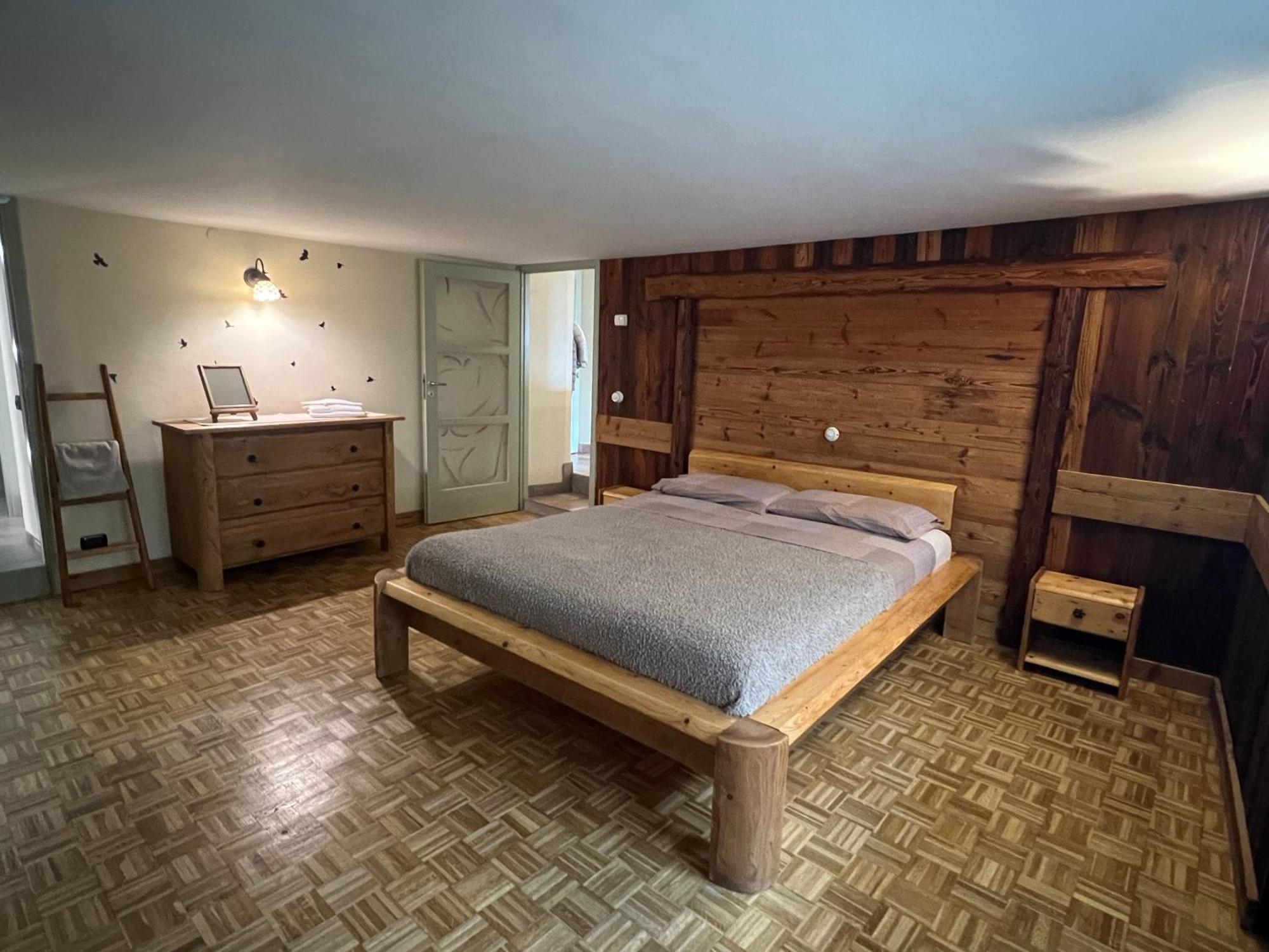 Profumo Di Legno Apartment Aosta Exterior foto